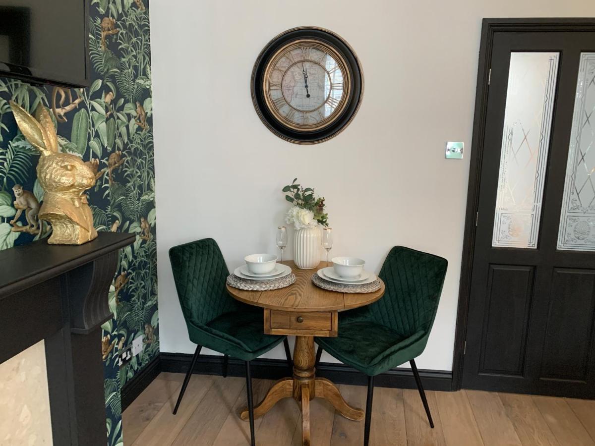 Contemporary & Chic Inner Terrace 5 Mins From Barnsley Town Centre Екстериор снимка