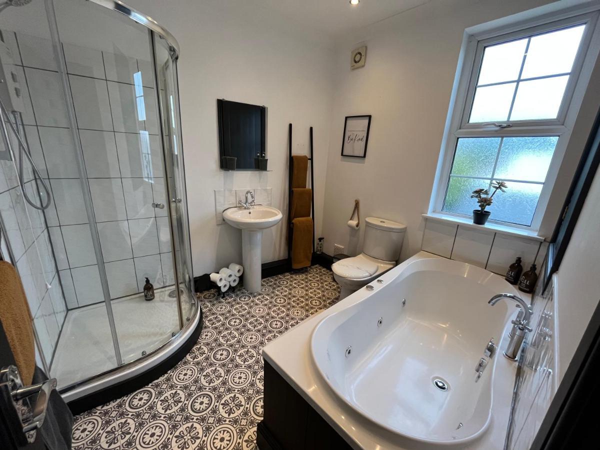 Contemporary & Chic Inner Terrace 5 Mins From Barnsley Town Centre Екстериор снимка