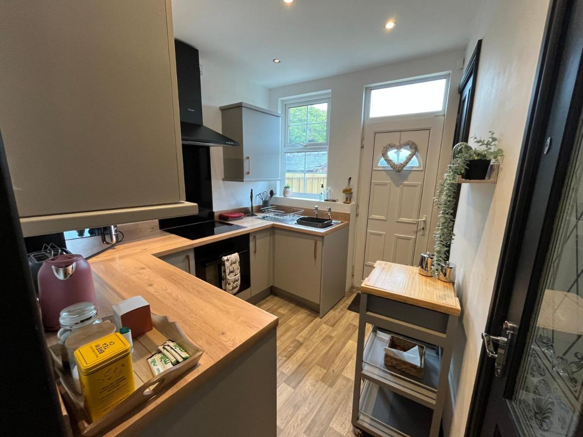 Contemporary & Chic Inner Terrace 5 Mins From Barnsley Town Centre Екстериор снимка